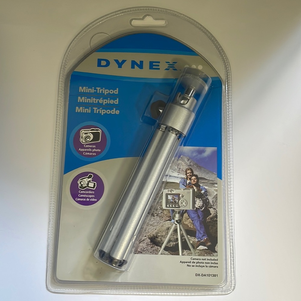 NEW Sealed Dynex Mini-Tripod for Cameras and Camcorderd
